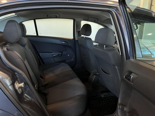 Opel Astra H Рестайлинг с пробегом 2008 года, цена 341 000 рублей, 228676 км, седан, Автокод Объявления