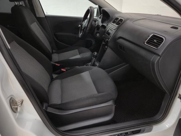 Volkswagen Polo V с пробегом 2014 года, цена 630 000 рублей, 246769 км, седан, Автокод Объявления