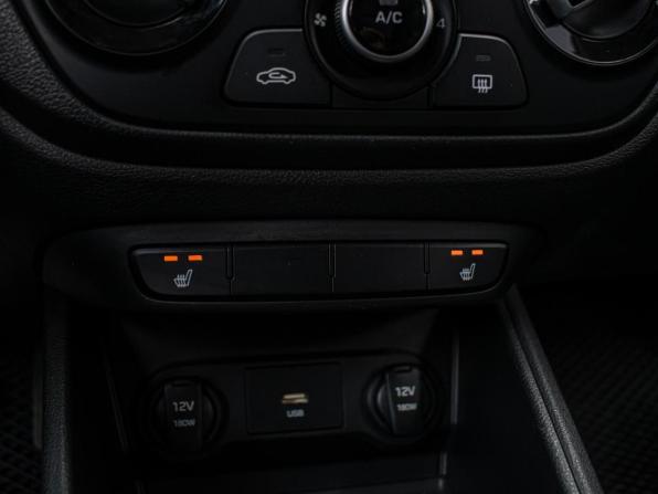 Hyundai Solaris II Рестайлинг с пробегом 2022 года, цена 1 650 000 рублей, 114302 км, седан, Автокод Объявления
