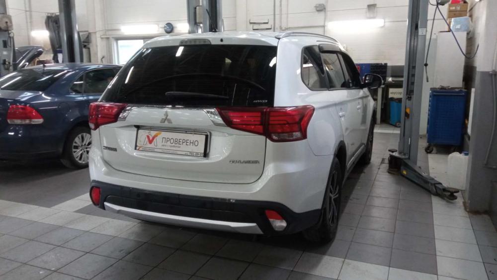 Mitsubishi Outlander III Рестайлинг 2 Санкт-Петербург  - изображение 3