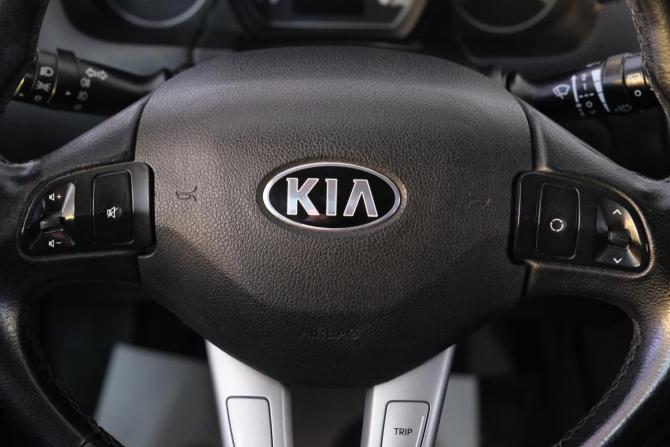 Kia Ceed I Рестайлинг с пробегом 2011 года, цена 559 000 рублей, 222500 км, хэтчбек, Автокод Объявления