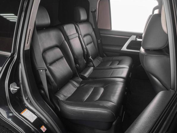 Toyota Land Cruiser 200 Series Рестайлинг 2 с пробегом 2019 года, цена 6 899 000 рублей, 141256 км, внедорожник, Автокод Объявления