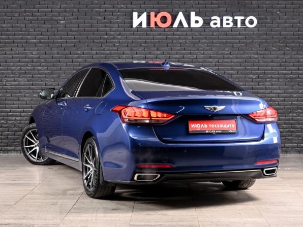 Hyundai Genesis II с пробегом 2015 года, цена 1 700 000 рублей, 161845 км, седан, Автокод Объявления