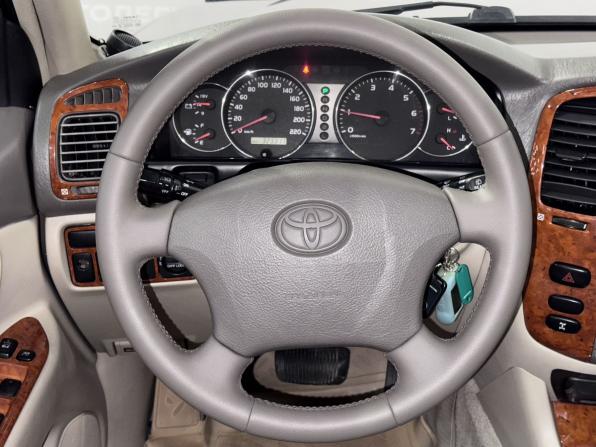 Toyota Land Cruiser 100 Series Рестайлинг 1 с пробегом 2004 года, цена 1 680 000 рублей, 323188 км, внедорожник, Автокод Объявления