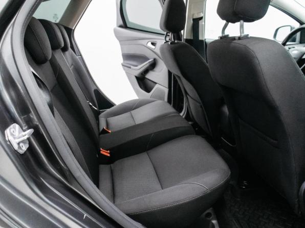 Ford Focus III с пробегом 2015 года, цена 849 000 рублей, 143187 км, хэтчбек, Автокод Объявления