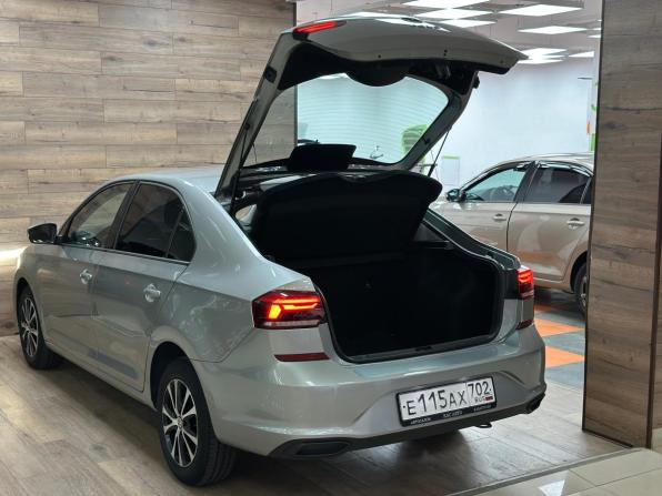 Volkswagen Polo VI с пробегом 2020 года, цена 1 290 000 рублей, 142102 км, лифтбек, Автокод Объявления