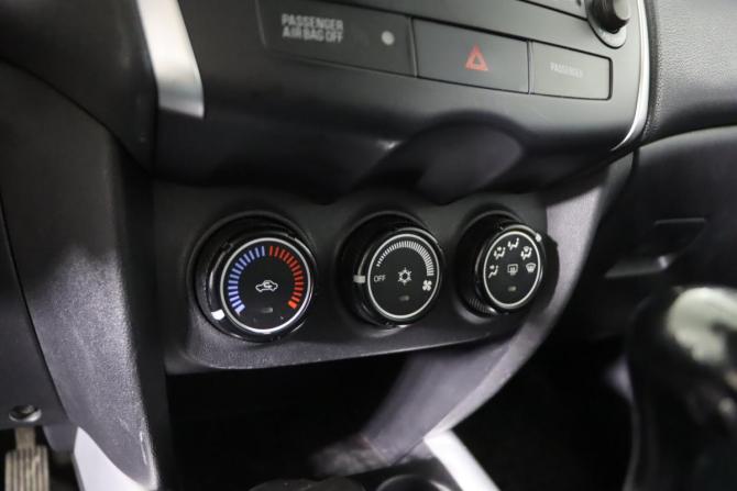 Mitsubishi ASX I с пробегом 2011 года, цена 949 990 рублей, 158733 км, внедорожник, Автокод Объявления