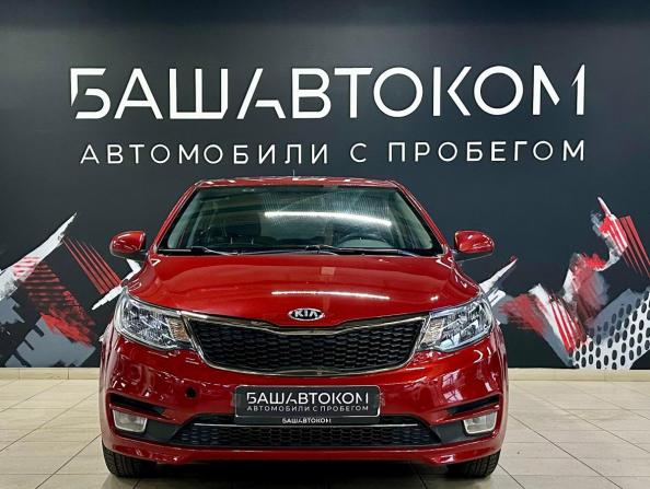 Kia Rio III Рестайлинг с пробегом 2017 года, цена 830 000 рублей, 102653 км, хэтчбек, Автокод Объявления