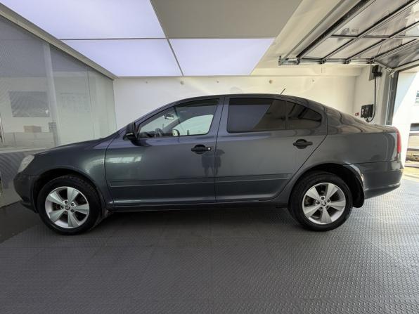 Skoda Octavia II (A5) Рестайлинг с пробегом 2011 года, цена 649 000 рублей, 216513 км, лифтбек, Автокод Объявления