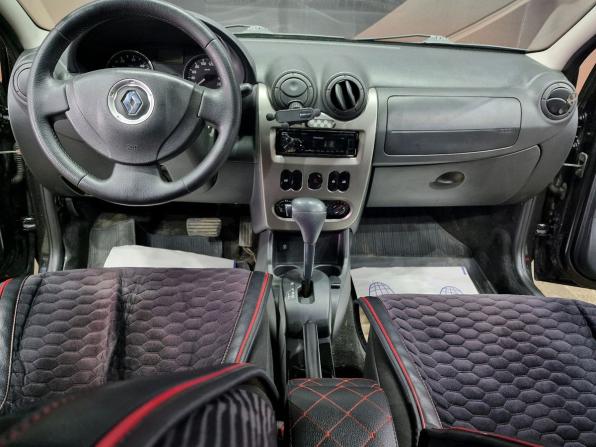 Renault Logan I Рестайлинг с пробегом 2015 года, цена 750 000 рублей, 166630 км, седан, Автокод Объявления