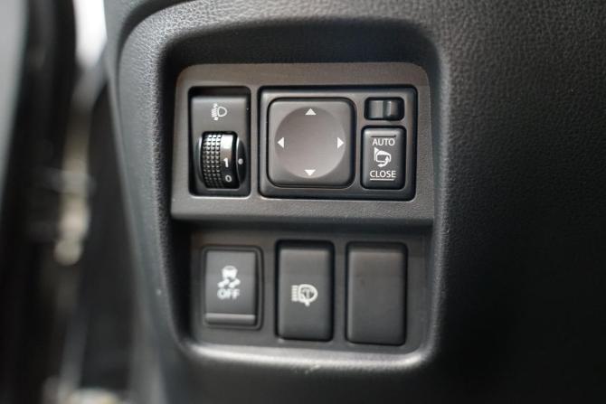 Nissan Juke I с пробегом 2011 года, цена 985 000 рублей, 174979 км, внедорожник, Автокод Объявления