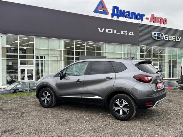 Renault Kaptur I с пробегом 2017 года, цена 1 380 000 рублей, 72540 км, внедорожник, Автокод Объявления
