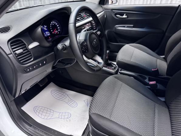 Kia Rio IV с пробегом 2019 года, цена 1 385 000 рублей, 111397 км, седан, Автокод Объявления
