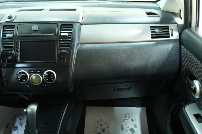 Nissan Tiida I Рестайлинг с пробегом 2012 года, цена 999 000 рублей, 183000 км, хэтчбек, Автокод Объявления