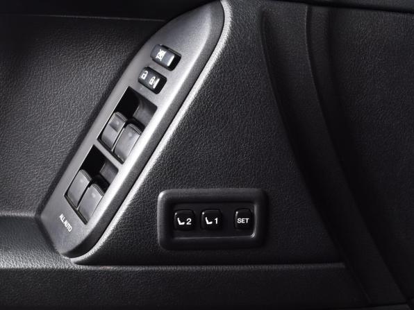 Toyota Land Cruiser Prado 150 Series Рестайлинг 2 с пробегом 2017 года, цена 4 234 995 рублей, 251944 км, внедорожник, Автокод Объявления