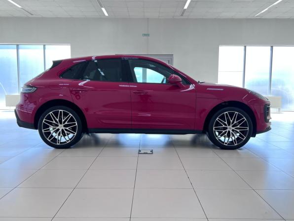 Porsche Macan I Рестайлинг 2 с пробегом 2022 года, цена 7 150 000 рублей, 55295 км, внедорожник, Автокод Объявления