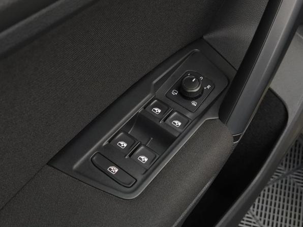 Volkswagen Tiguan II Рестайлинг с пробегом 2021 года, цена 2 600 000 рублей, 67651 км, внедорожник, Автокод Объявления
