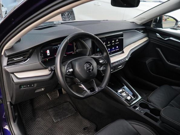 Skoda Octavia IV (A8) с пробегом 2021 года, цена 2 890 000 рублей, 54584 км, лифтбек, Автокод Объявления