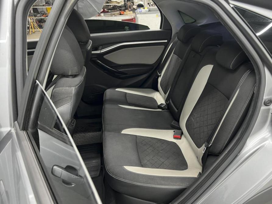 Lada (ВАЗ) Vesta I Ростов-на-Дону  - изображение 9