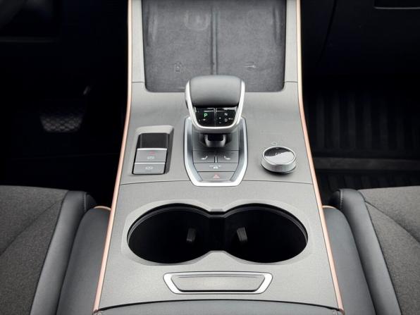 Omoda C5 I с пробегом 2023 года, цена 1 750 000 рублей, 55680 км, внедорожник, Автокод Объявления