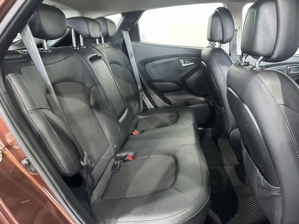 Hyundai ix35 I Рестайлинг с пробегом 2014 года, цена 1 410 000 рублей, 117000 км, внедорожник, Автокод Объявления