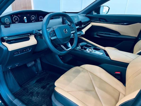 Changan UNI-V I с пробегом 2022 года, цена 1 800 000 рублей, 86000 км, лифтбек, Автокод Объявления
