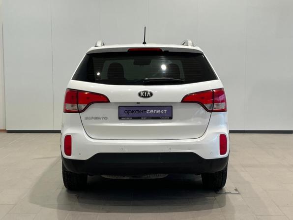 Kia Sorento II Рестайлинг с пробегом 2014 года, цена 1 750 000 рублей, 256924 км, внедорожник, Автокод Объявления