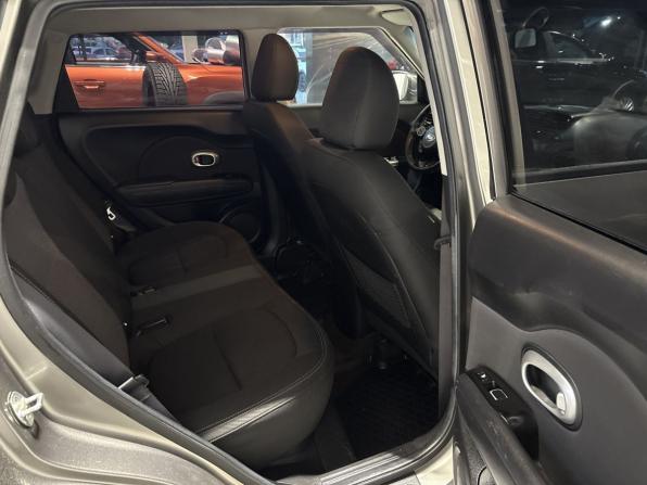 Kia Soul II Рестайлинг с пробегом 2018 года, цена 1 548 000 рублей, 130531 км, хэтчбек, Автокод Объявления