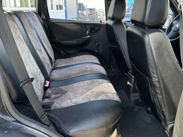 Chevrolet Niva I Рестайлинг с пробегом 2012 года, цена 399 000 рублей, 130996 км, внедорожник, Автокод Объявления