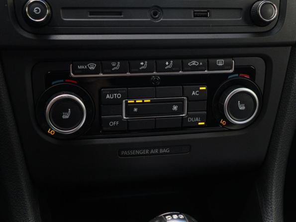 Volkswagen Golf VI с пробегом 2012 года, цена 680 000 рублей, 319646 км, хэтчбек, Автокод Объявления