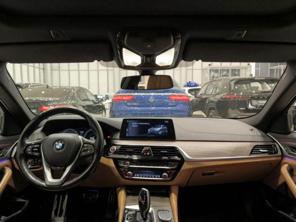 BMW 5 серии VII (G30/G31/G38) с пробегом 2017 года, цена 3 250 000 рублей, 149000 км, седан, Автокод Объявления