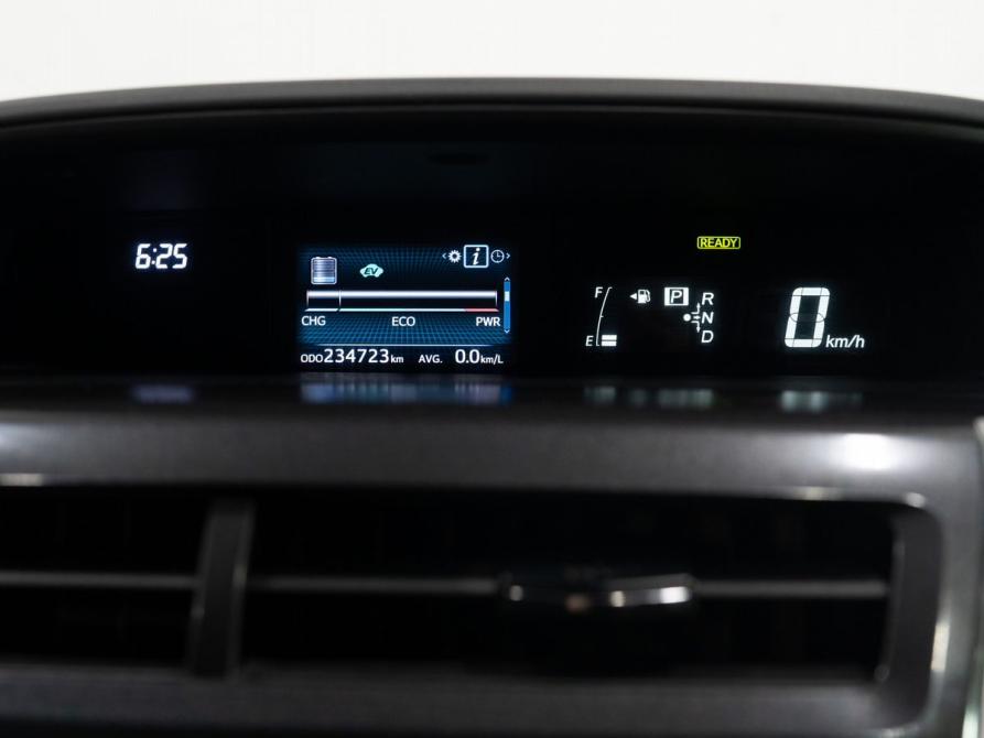 Toyota Prius Alpha I (ZVW40/41) Рестайлинг Чита  - изображение 11