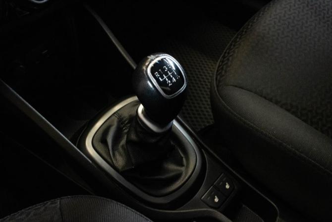 Kia Rio III Рестайлинг с пробегом 2015 года, цена 839 000 рублей, 194016 км, седан, Автокод Объявления