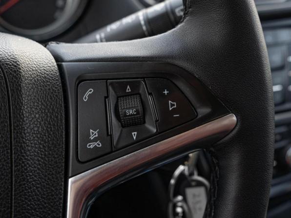 Opel Mokka I с пробегом 2014 года, цена 1 089 000 рублей, 115116 км, внедорожник, Автокод Объявления