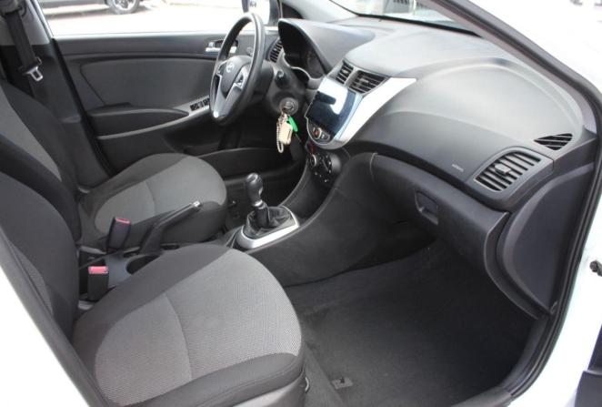 Hyundai Solaris I с пробегом 2011 года, цена 680 000 рублей, 194115 км, седан, Автокод Объявления