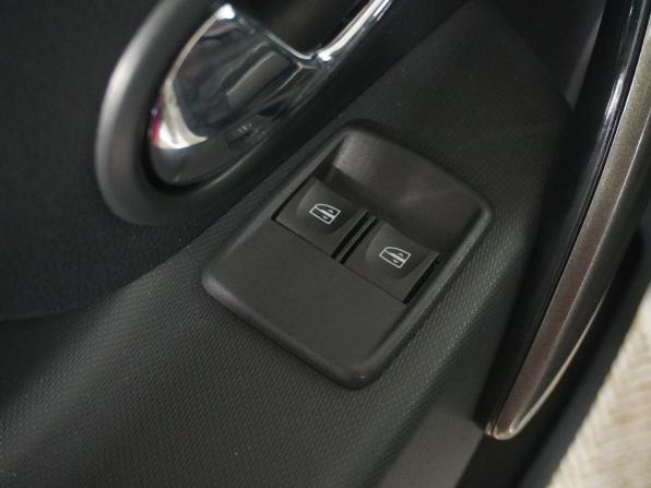 Renault Logan II Рестайлинг с пробегом 2020 года, цена 1 135 000 рублей, 43089 км, седан, Автокод Объявления
