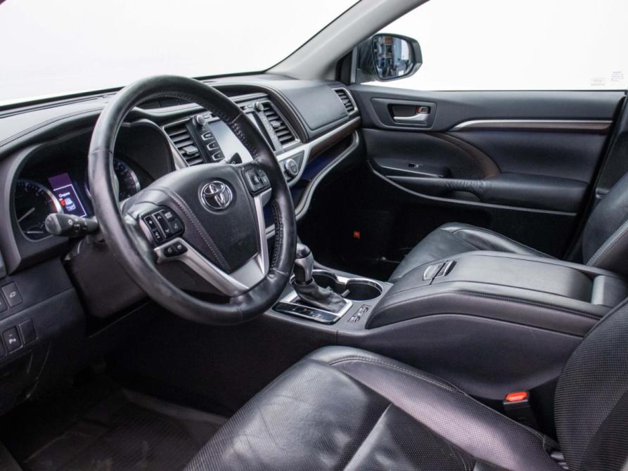 Toyota Highlander III (XU50) Москва  - изображение 9