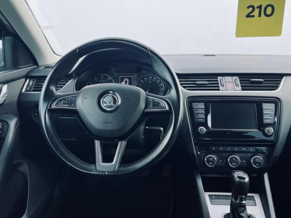 Skoda Octavia III (A7) с пробегом 2016 года, цена 1 350 000 рублей, 169000 км, лифтбек, Автокод Объявления