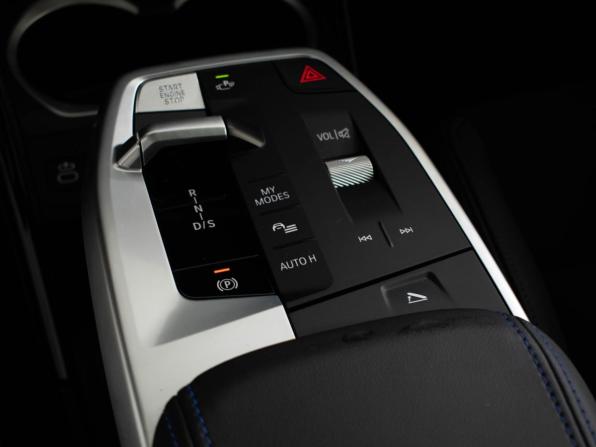 BMW X1 III (U11/U12) с пробегом 2025 года, цена 6 277 000 рублей, 5634 км, внедорожник, Автокод Объявления