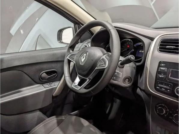 Renault Logan II Рестайлинг с пробегом 2019 года, цена 999 000 рублей, 87137 км, седан, Автокод Объявления