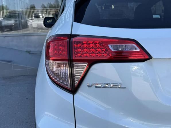 Honda Vezel I с пробегом 2014 года, цена 1 596 000 рублей, 108592 км, внедорожник, Автокод Объявления