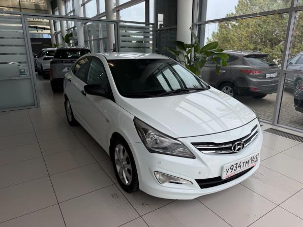 Hyundai Solaris I Рестайлинг с пробегом 2015 года, цена 1 100 000 рублей, 160000 км, седан, Автокод Объявления