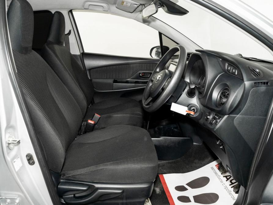 Toyota Vitz III (XP130) Рестайлинг 2 Иркутск  - изображение 5