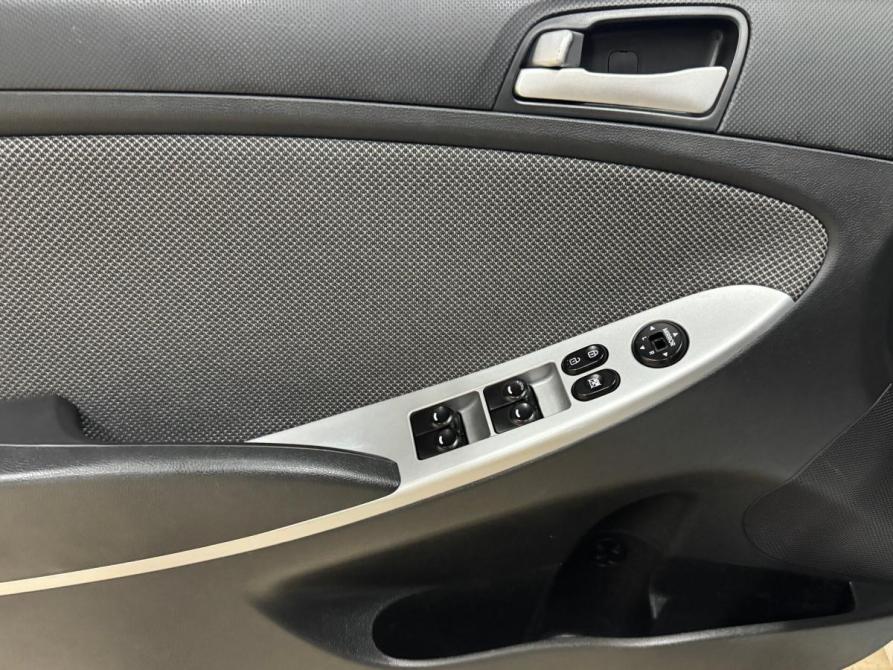 Hyundai Solaris I Набережные Челны  - изображение 7