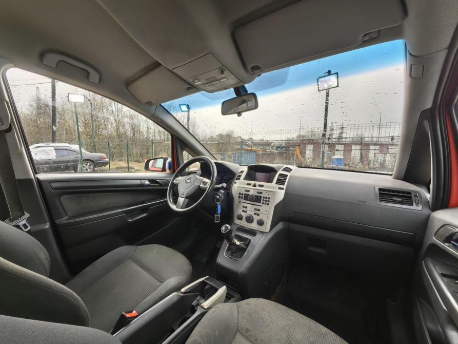 Opel Zafira B Рестайлинг Санкт-Петербург  - изображение 11