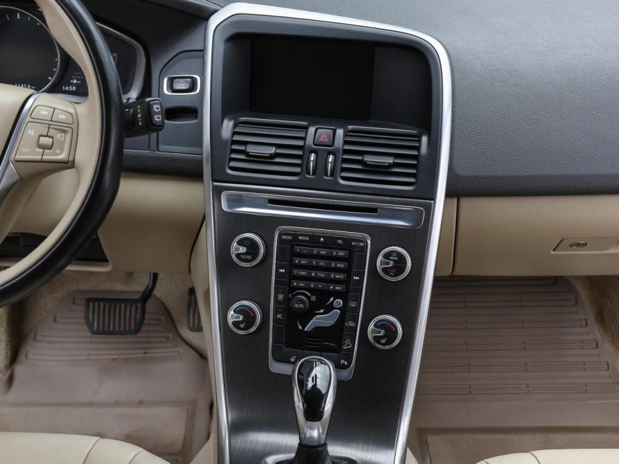 Volvo XC60 I Рестайлинг Москва  - изображение 15