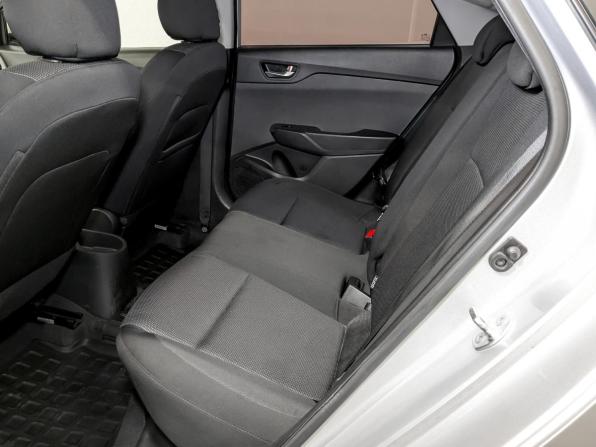 Hyundai Solaris II Рестайлинг с пробегом 2021 года, цена 899 000 рублей, 161523 км, седан, Автокод Объявления