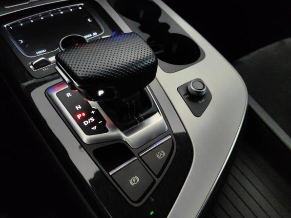 Audi Q7 II (4M) с пробегом 2019 года, цена 4 199 000 рублей, 116000 км, внедорожник, Автокод Объявления