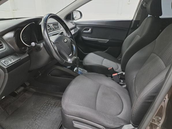 Kia Rio III Рестайлинг с пробегом 2015 года, цена 929 999 рублей, 157827 км, седан, Автокод Объявления
