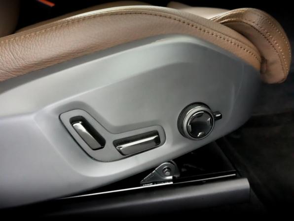 Volvo XC60 II с пробегом 2020 года, цена 4 300 000 рублей, 46592 км, внедорожник, Автокод Объявления